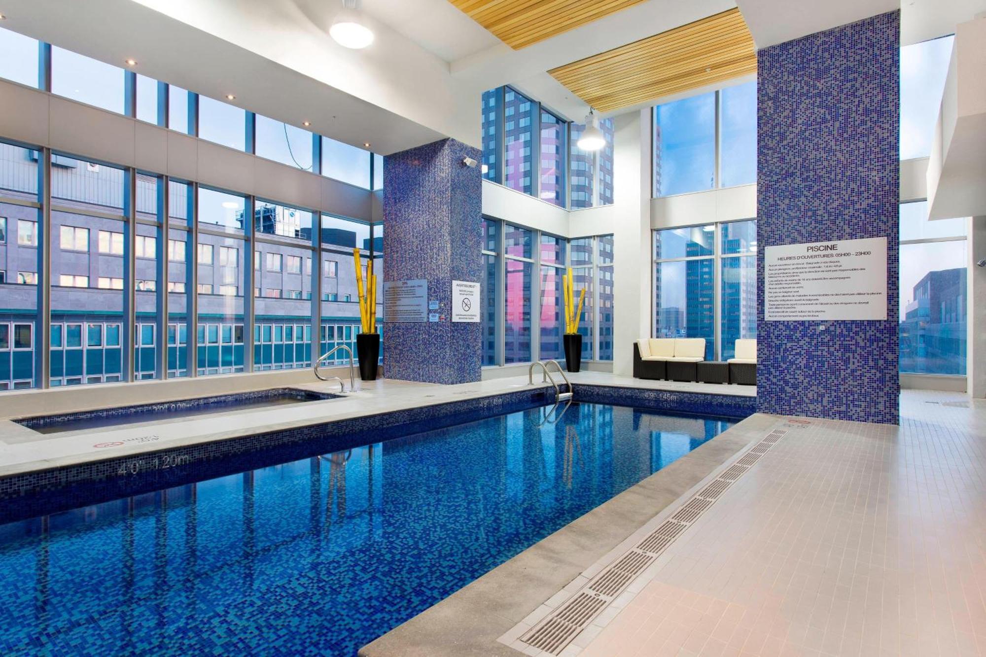 Courtyard Par Marriott Montreal Centre-Ville Kültér fotó
